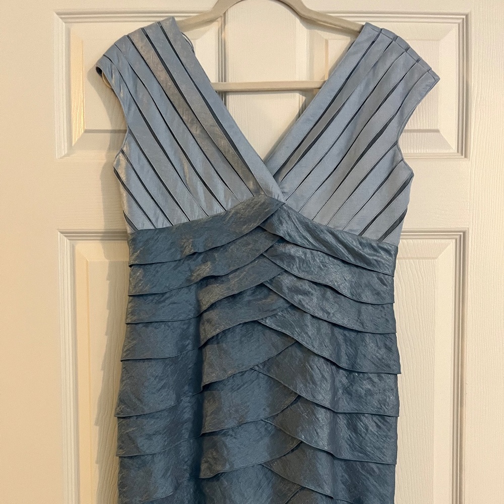 Adriana Papel cocktail dress, Size 10P, blue